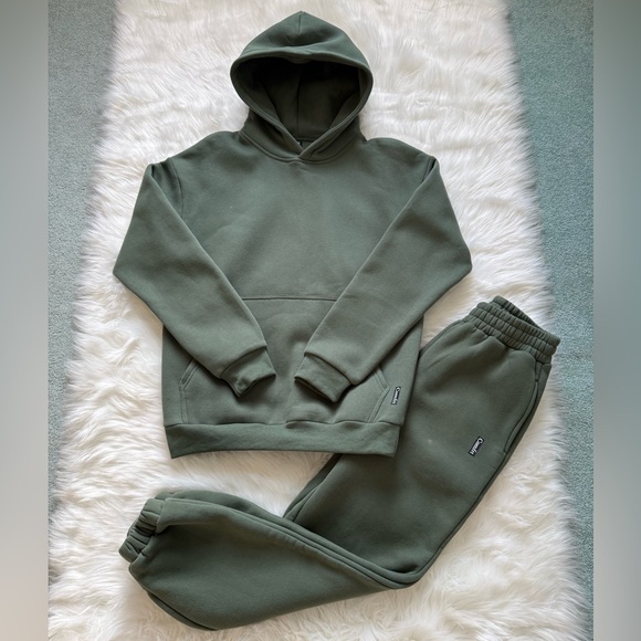 Comfrt Standard Sweatpants - Picture 7 of 10